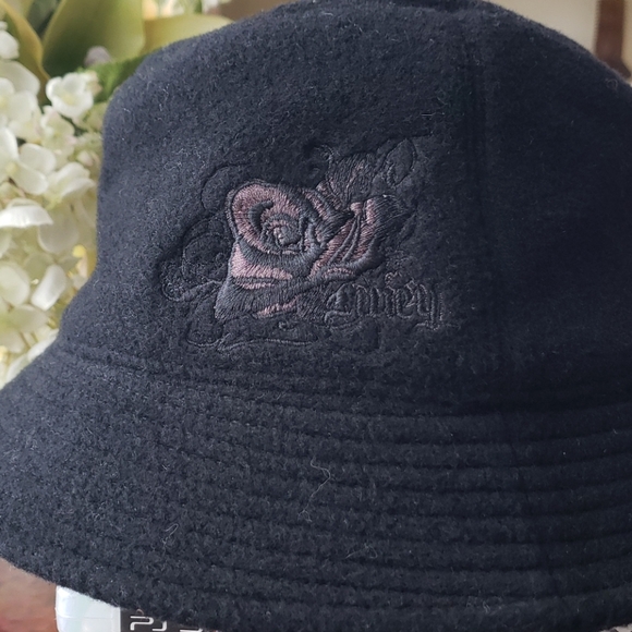 Juicy couture hat - Picture 7 of 7